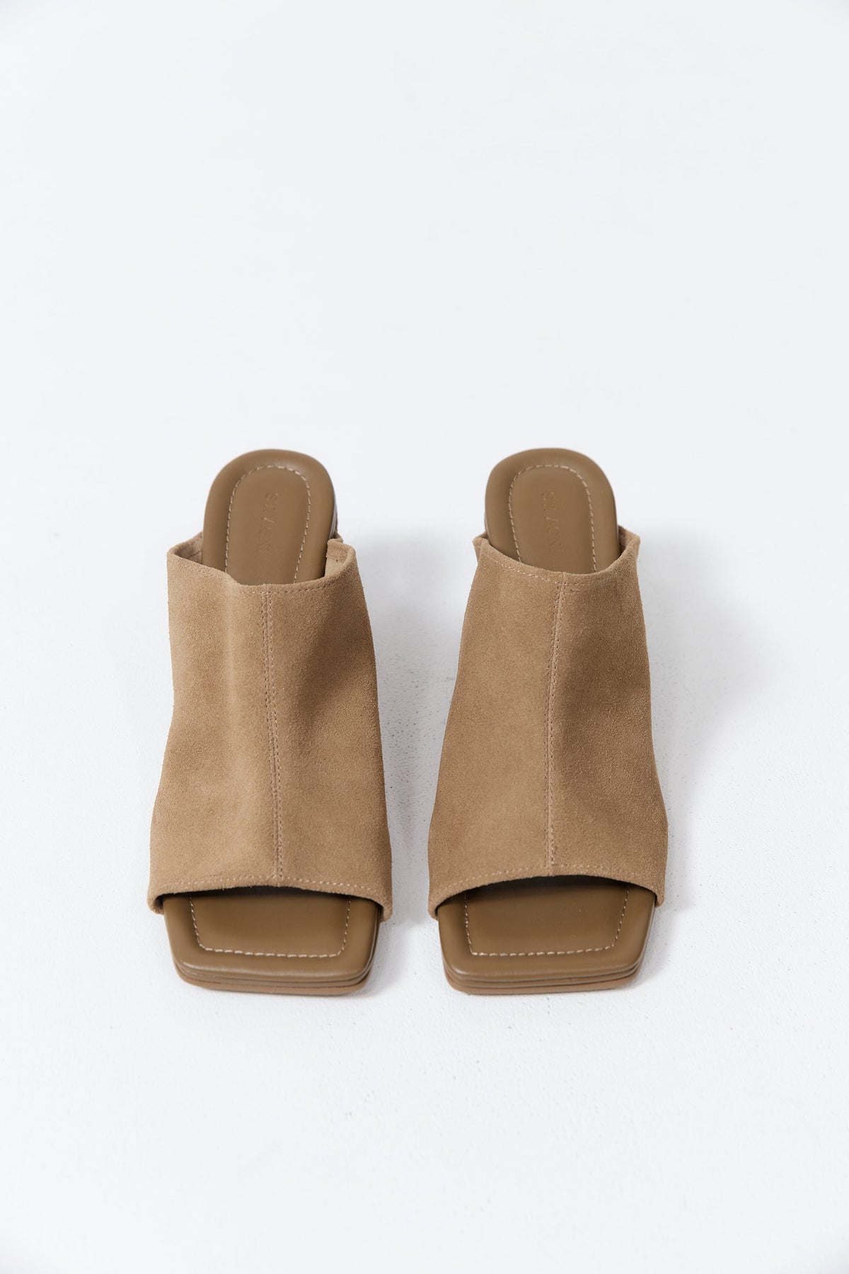 Suede Arc Wedge - Oak