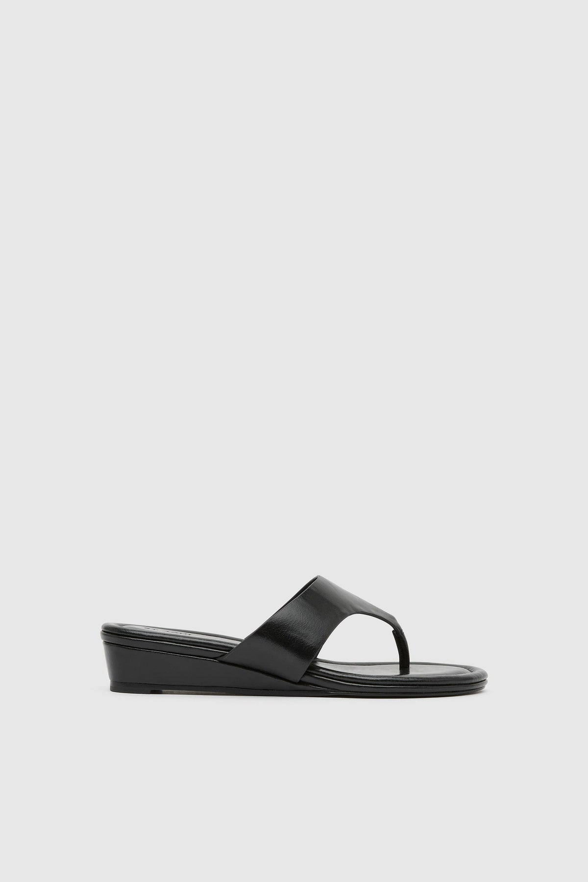 Micro Wedge - Black - Ghost