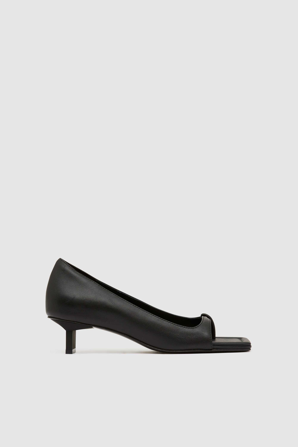 St. Agni. パンプス St. Agni | 90s Square Toe Heel - Black