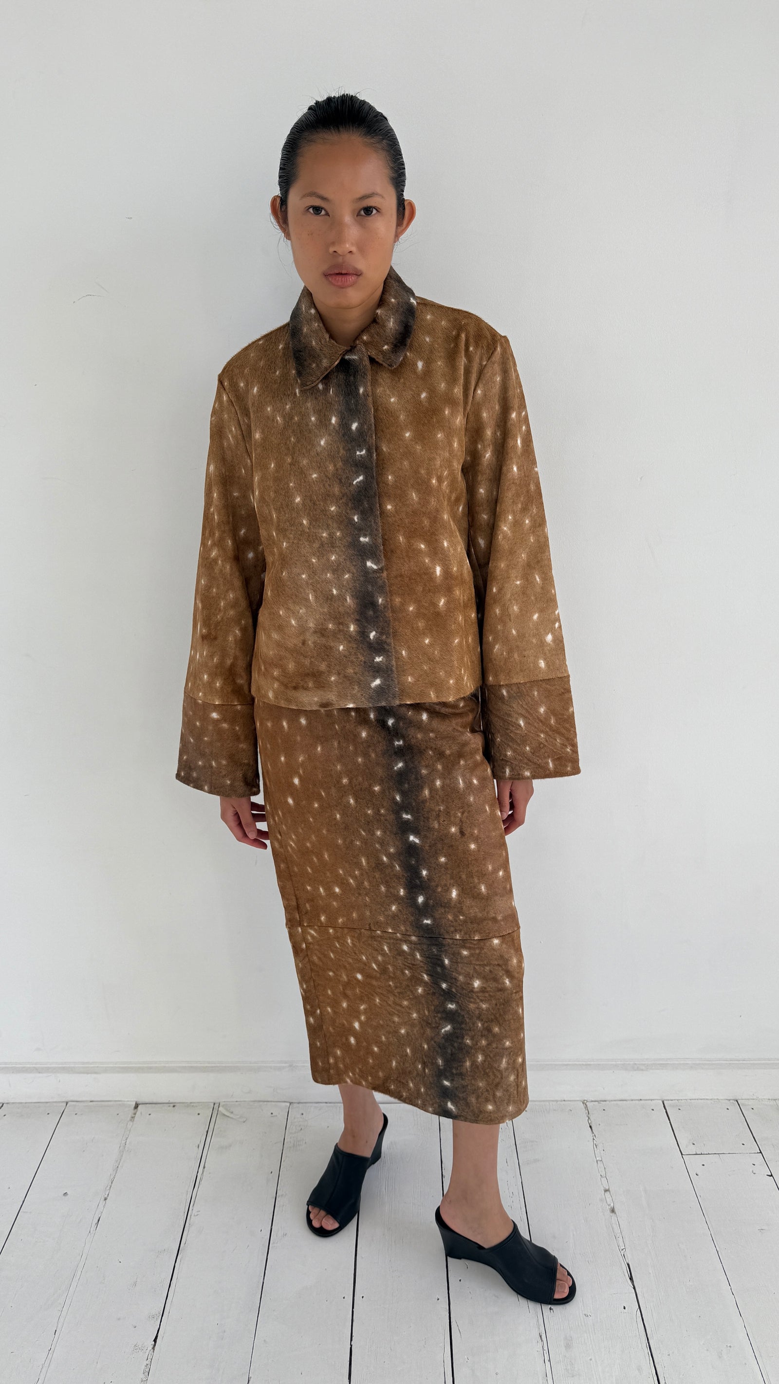 Fawn Minimal Jacket - Almond