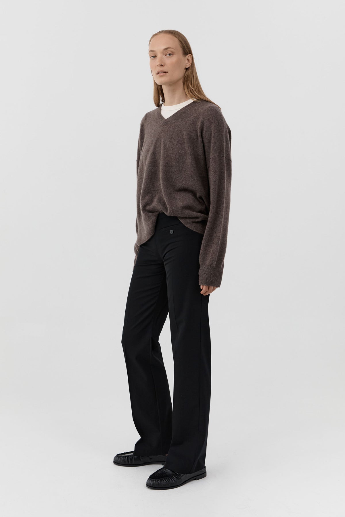 Cashmere V Sweater - Elmwood