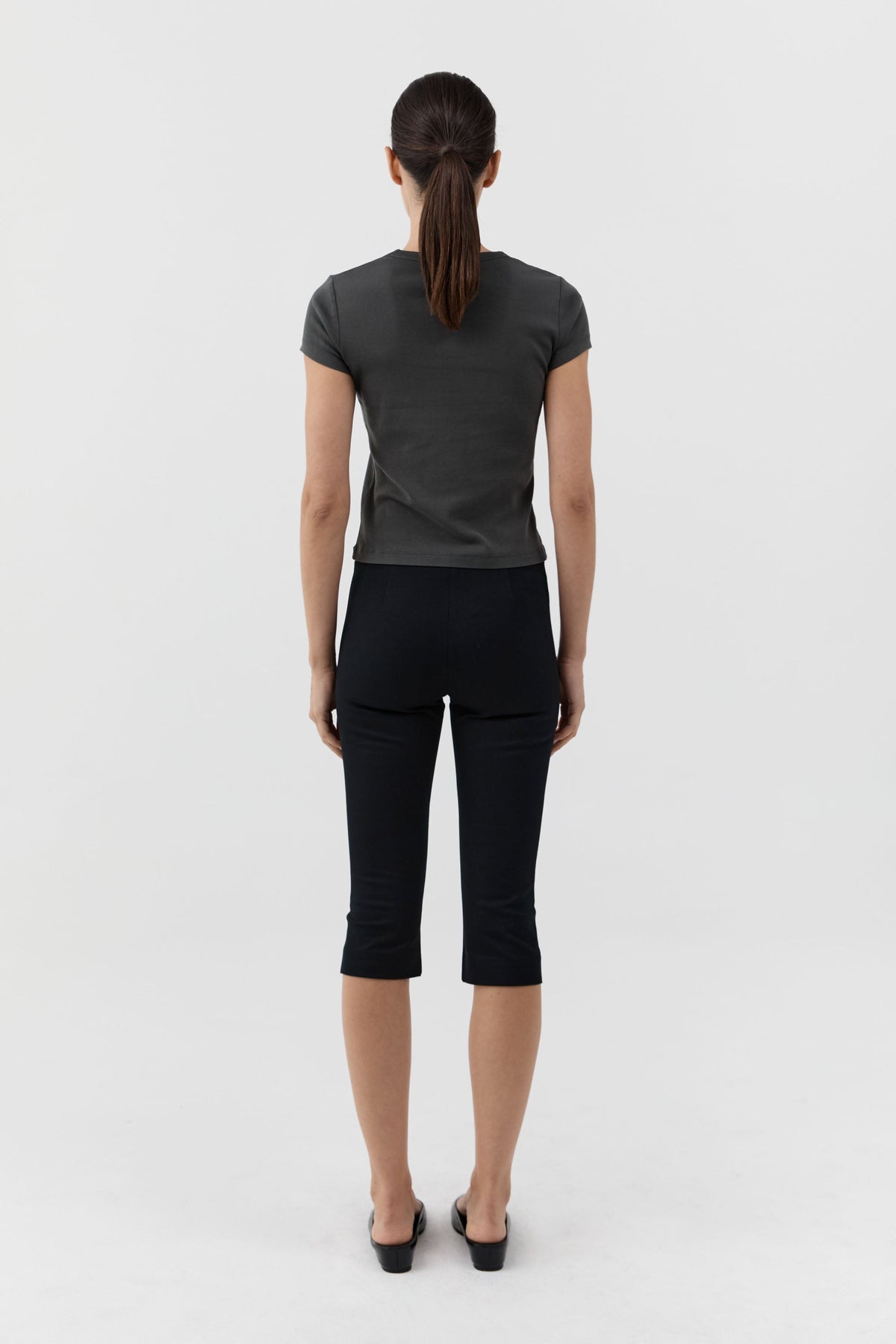 Compact Cotton Capri Pants - Black