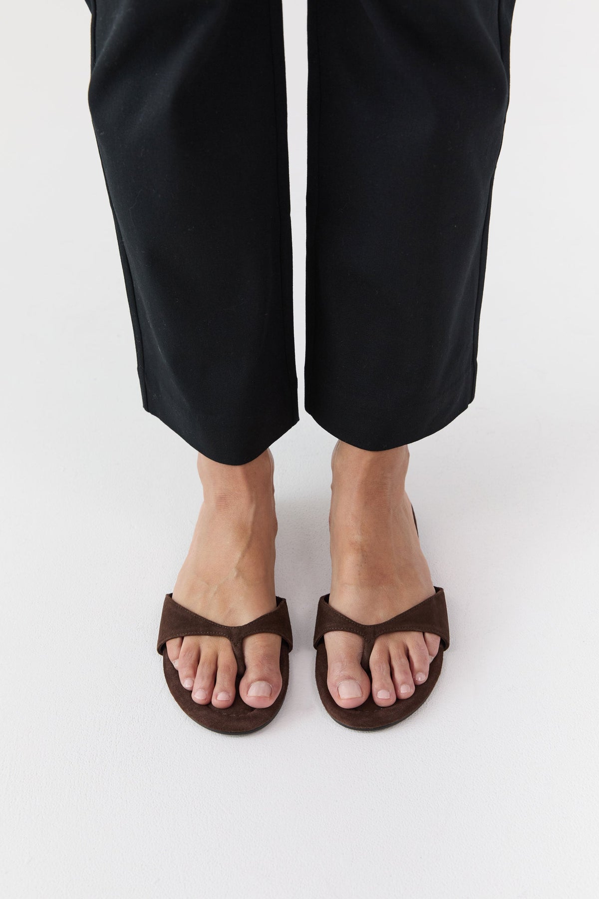Everyday Thong - Coffee Suede