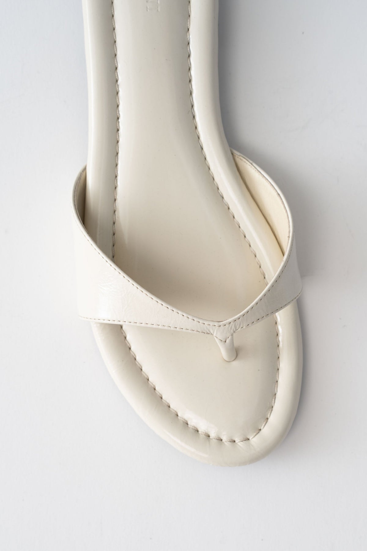 Everyday Thong - Parchment
