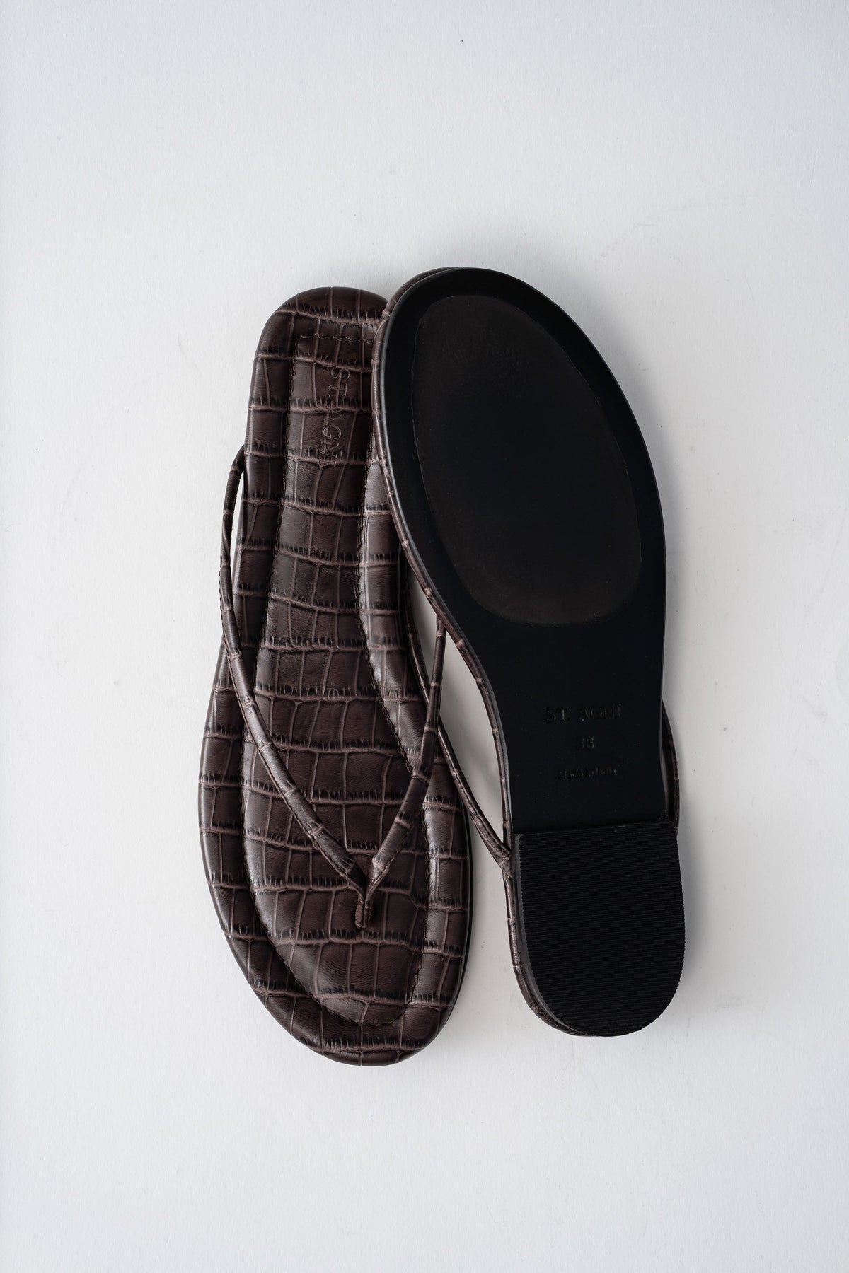Fine Flip Flop - Croc Embossed Coffee