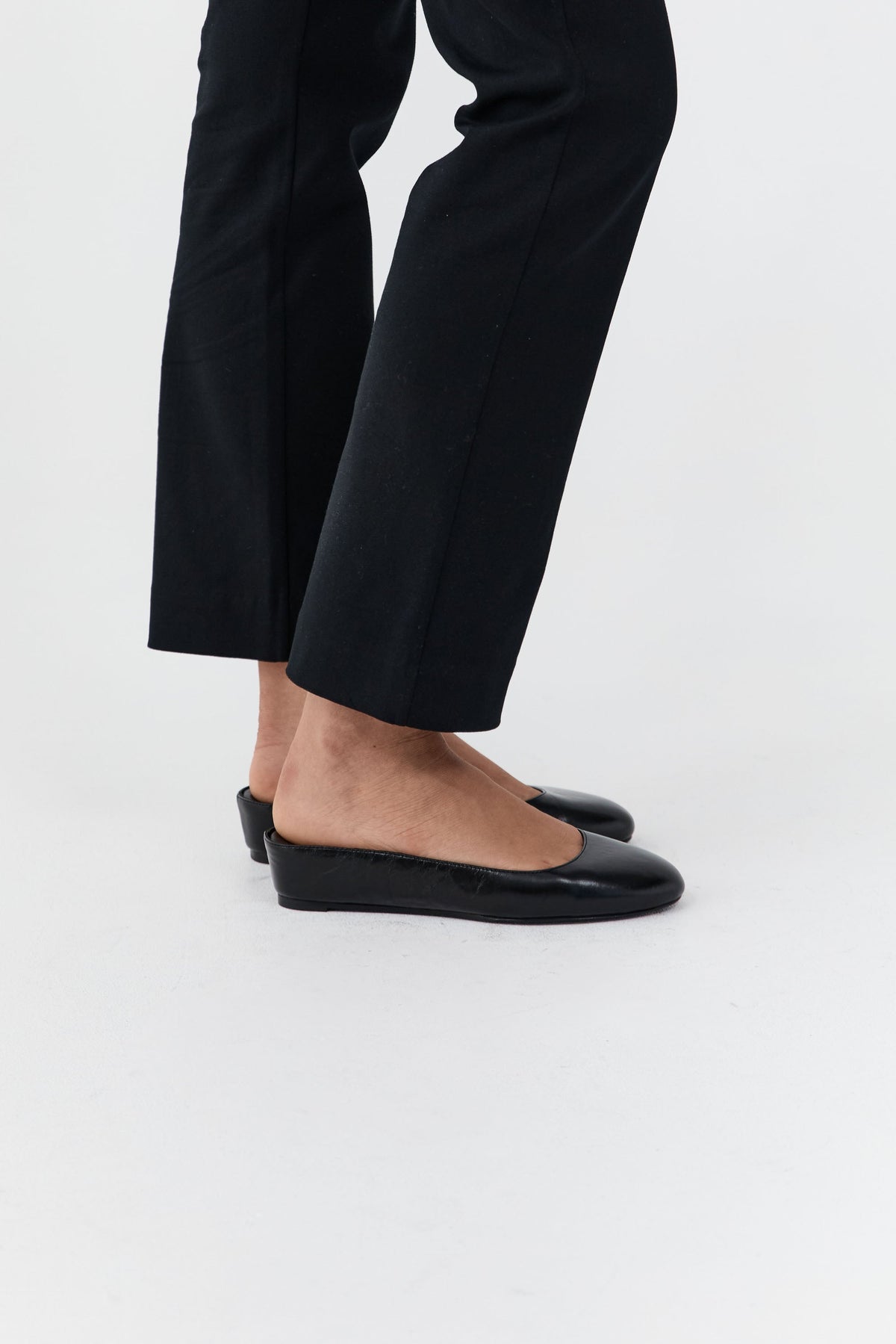 Micro Wedge Slipper - Black