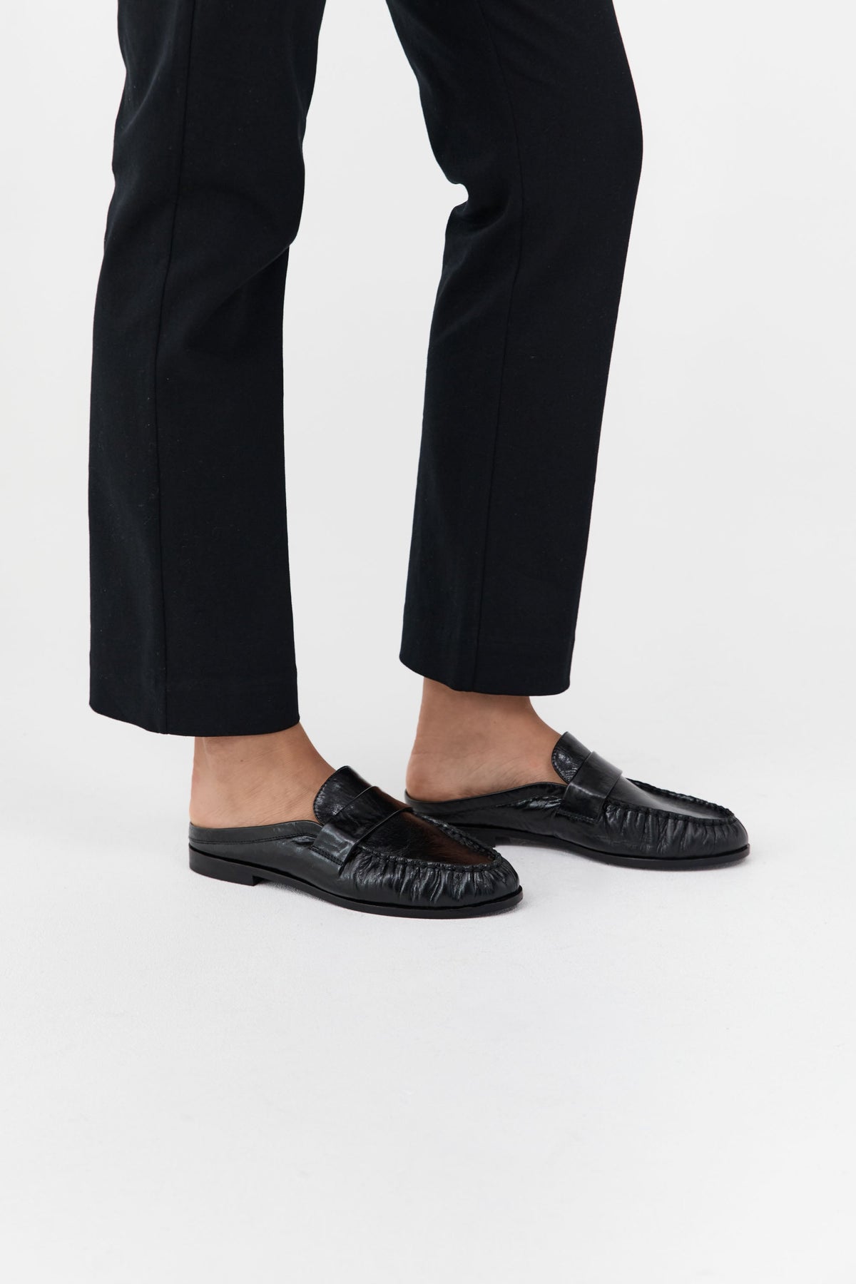 Oma Loafer - Black