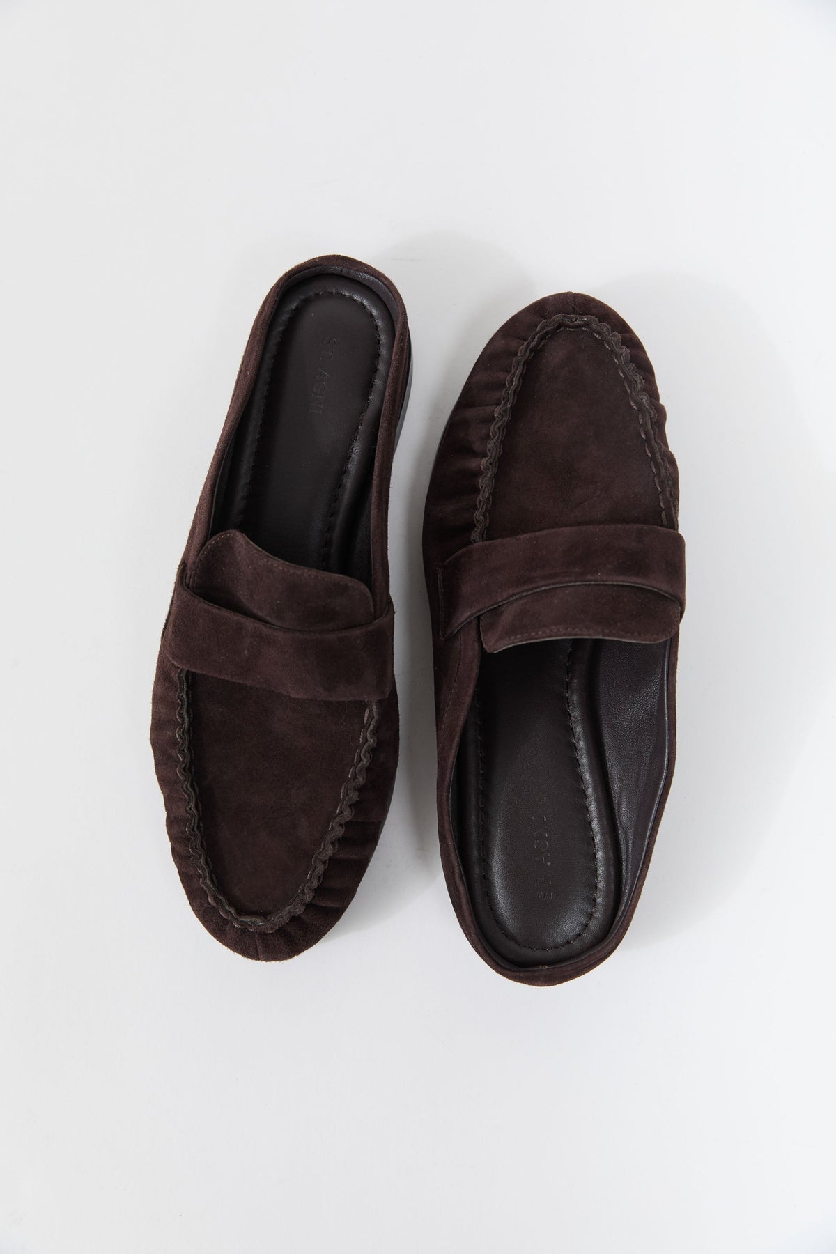 Oma Loafer - Coffee Suede