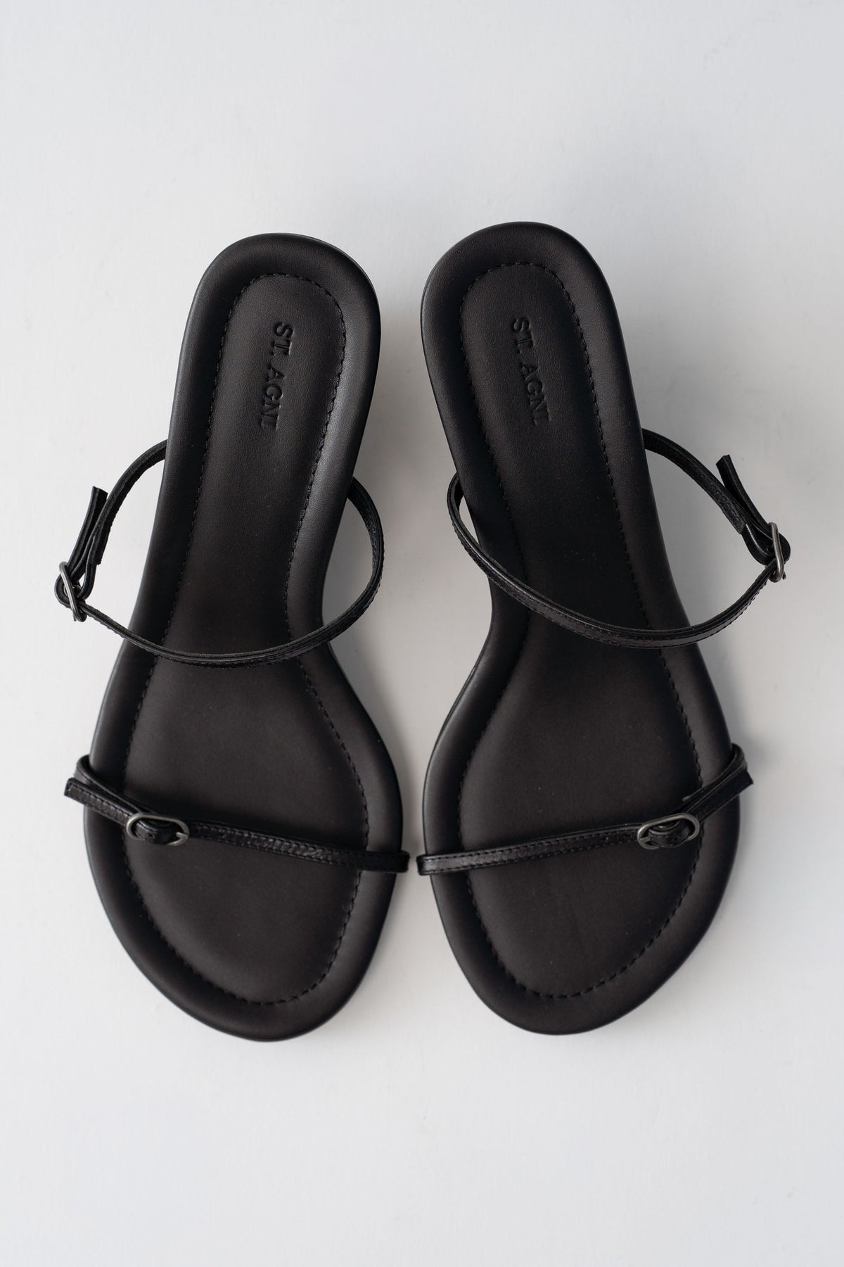 Petit Belt Detail Wedge 70 - Black