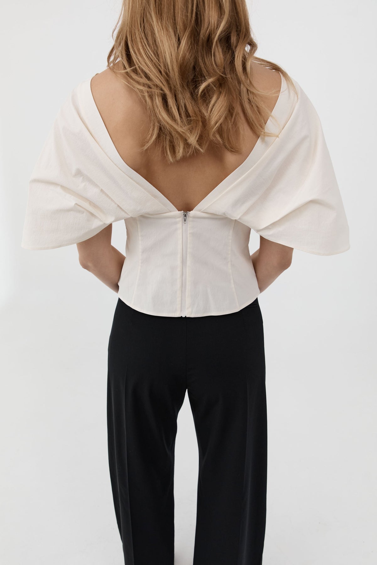 Structured Veil Top - Talco